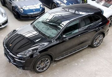 Porsche Cayenne 94.001 km 44.990 &euro; Düsseldorf 40237