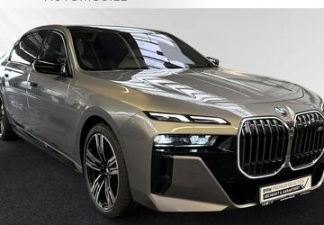BMW M760 31.970 km 100.000 &euro; Moers 47441