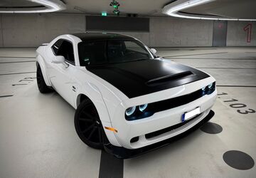Dodge Challenger 55.000 km 31.999 &euro; düsseldorf 40470