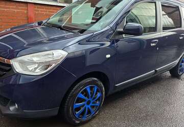 Dacia Lodgy 158.000 km 3.800 &euro; Oberhausen 46149