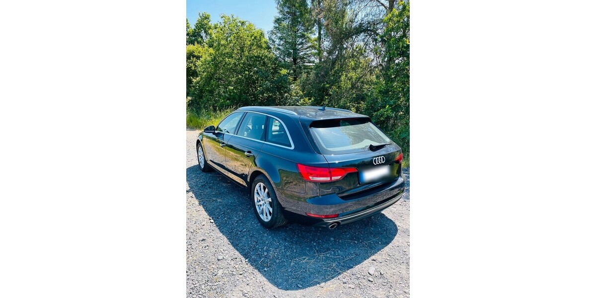 Audi A4 Avant 71.000 km 20.499 &euro; Düsseldorf 40213