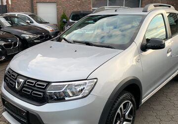 Dacia Sandero 36.000 km 9.950 &euro; Moers 47443