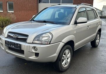 Hyundai TUCSON 202.000 km 3.299 &euro; Neuss 41460