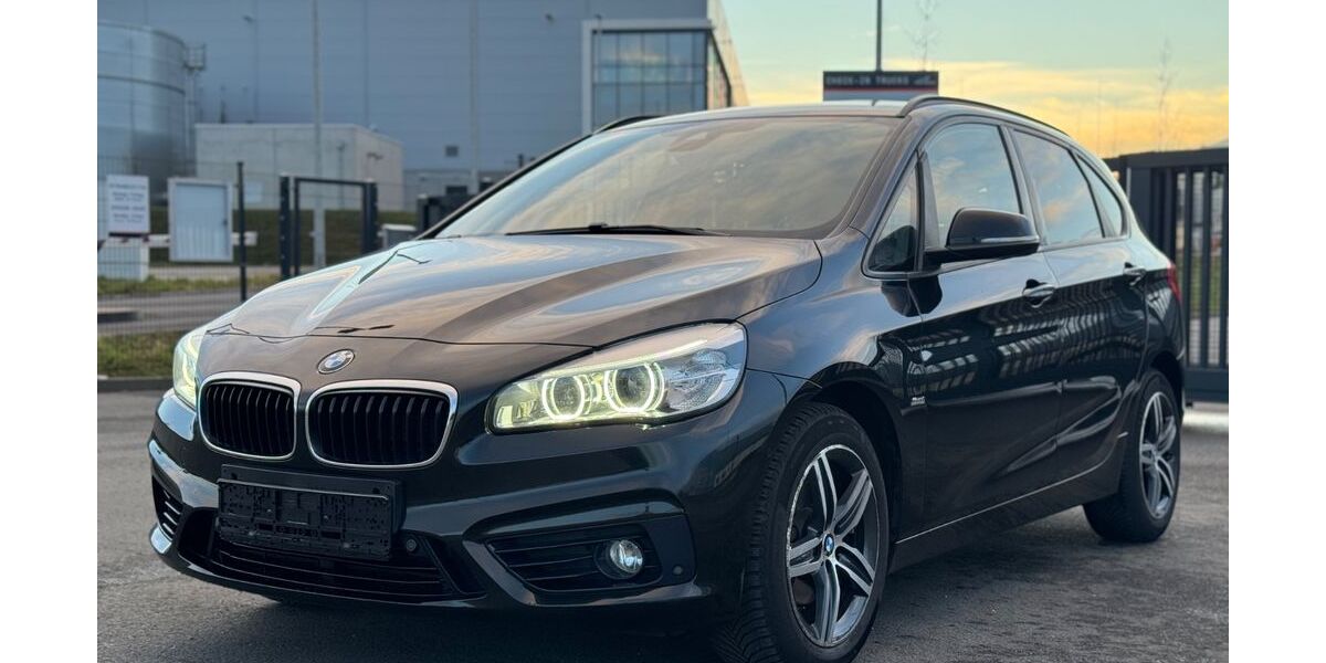 BMW 218 Active Tourer 250.000 km 7.990 &euro; Bottrop 46238