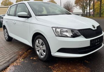 Skoda Fabia 89.000 km 7.980 &euro; XANTEN 46509