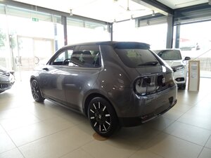 Honda E CVT Advance Paket +CarPlay+360 Kamera+ Adv 31.327 km 15.950 &euro; Meerbusch 40667