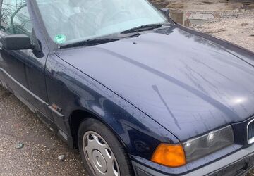 BMW 318 196.000 km 1.850 &euro; Bottrop 46238