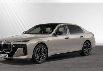 BMW M760 31.990 km 108.781 &euro; Moers 47441