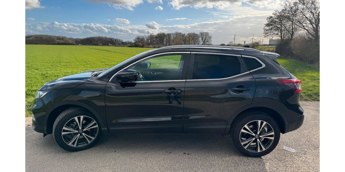 Nissan Qashqai 12.260 km 17.999 &euro; Viersen 41748