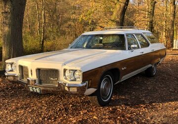 Oldsmobile Custom Cruiser 84.000 km 16.500 &euro; Nettetal 41334
