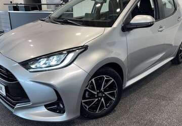 Toyota Yaris 26.000 km 16.990 &euro; Oberhausen 46047