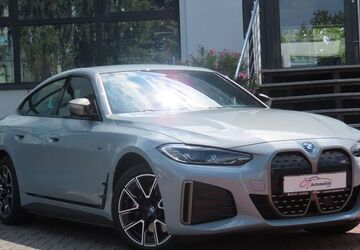 BMW i4 49.541 km 42.900 &euro; Neuss 41469
