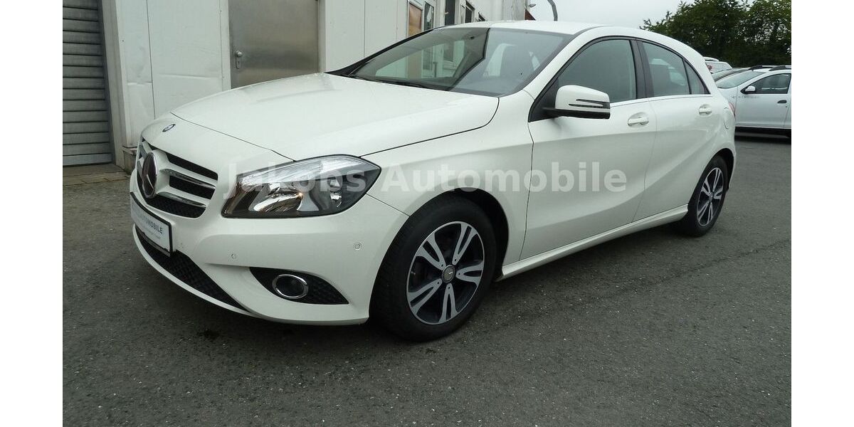 Mercedes-Benz A 180 87.000 km 13.900 &euro; Duisburg 47269