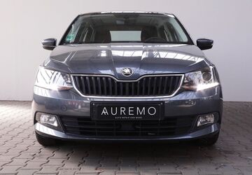 Skoda Fabia 143.385 km 10.500 &euro; Düsseldorf 40233