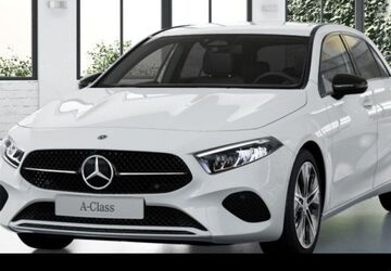 Mercedes-Benz A 180 9.900 km 31.490 &euro; Düsseldorf 40470