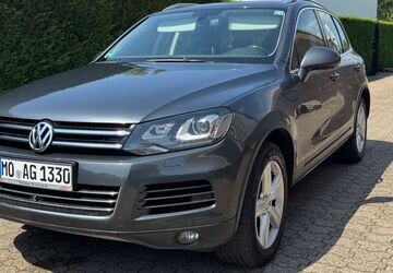 VW Touareg 252.000 km 14.450 &euro; Moers 47445