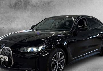 BMW i4 17.412 km 46.409 &euro; Krefeld 47800