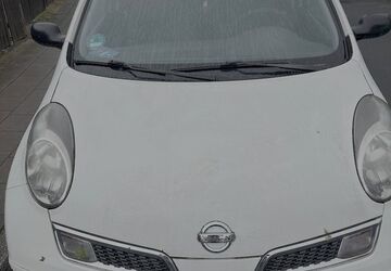 Nissan Micra 102.350 km 1.750 &euro; Düsseldorf 40597