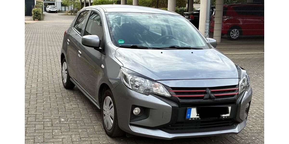 Mitsubishi Space Star 83.000 km 7.900 &euro; Düsseldorf 40589