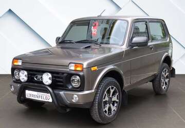 Lada Niva 73.874 km 12.490 &euro; Düsseldorf 40231