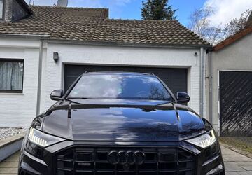 Audi Q8 82.000 km 55.000 &euro; Duisburg 47148