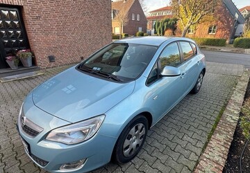 Opel Astra H 100.300 km 7.399 &euro; Straelen 47638