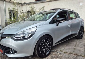 Renault Clio 89.000 km 9.495 &euro; Moers 47441