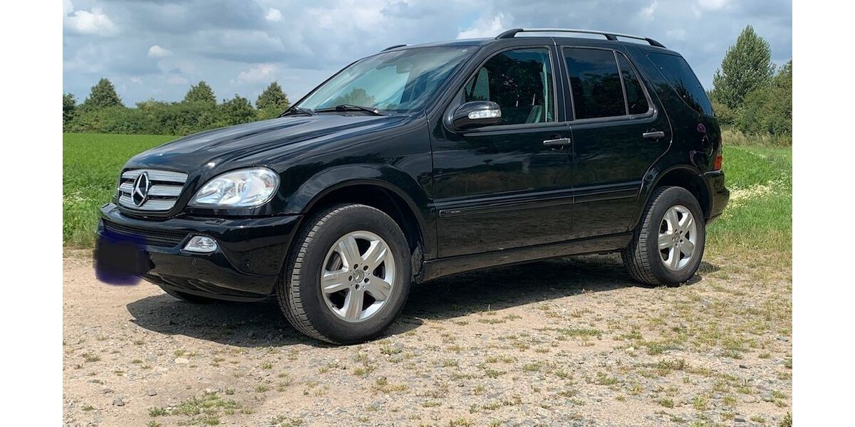 Mercedes-Benz ML 270 250.000 km 7.499 &euro; Willich 47877