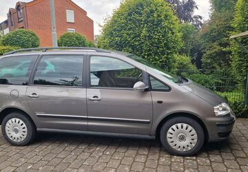 VW Sharan 119.550 km 4.650 &euro; Kevelaer 47623