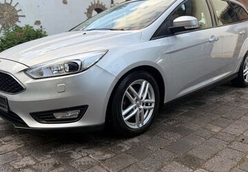 Ford Focus 166.221 km 7.990 &euro; Neukirchen-Vluyn 47506