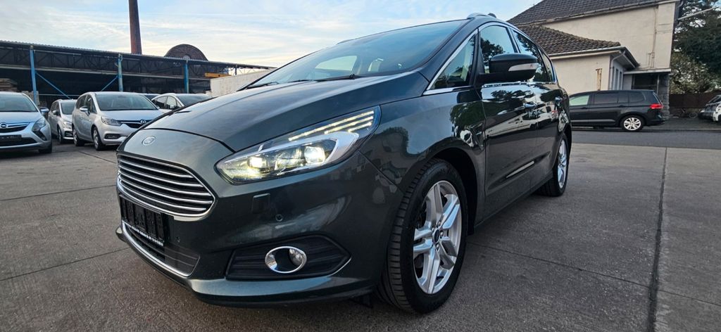 Ford S-Max 91.500 km 19.999 &euro; Neuss 41462