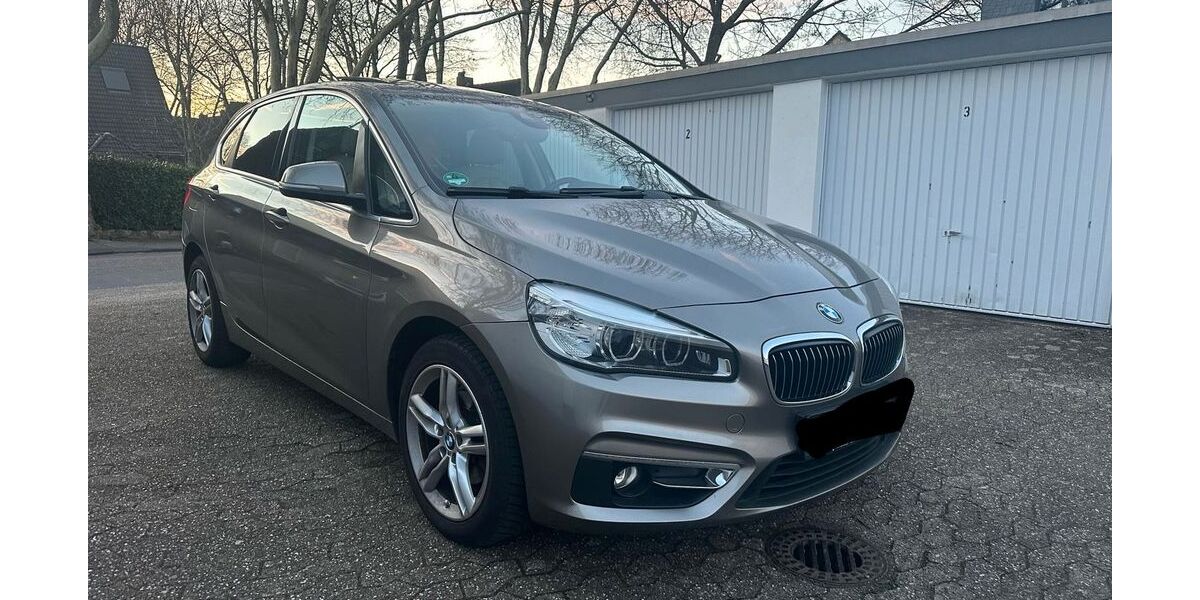 BMW 218 Active Tourer 174.235 km 9.999 &euro; Oberhausen 46047