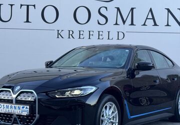 BMW i4 33.800 km 34.950 &euro; Krefeld 47805