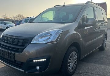 Peugeot Partner 145.000 km 7.990 &euro; Neuss 41469