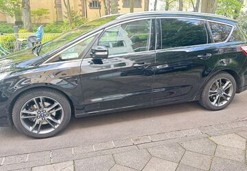 Ford S-Max 222.000 km 13.900 &euro; Düsseldorf 40227