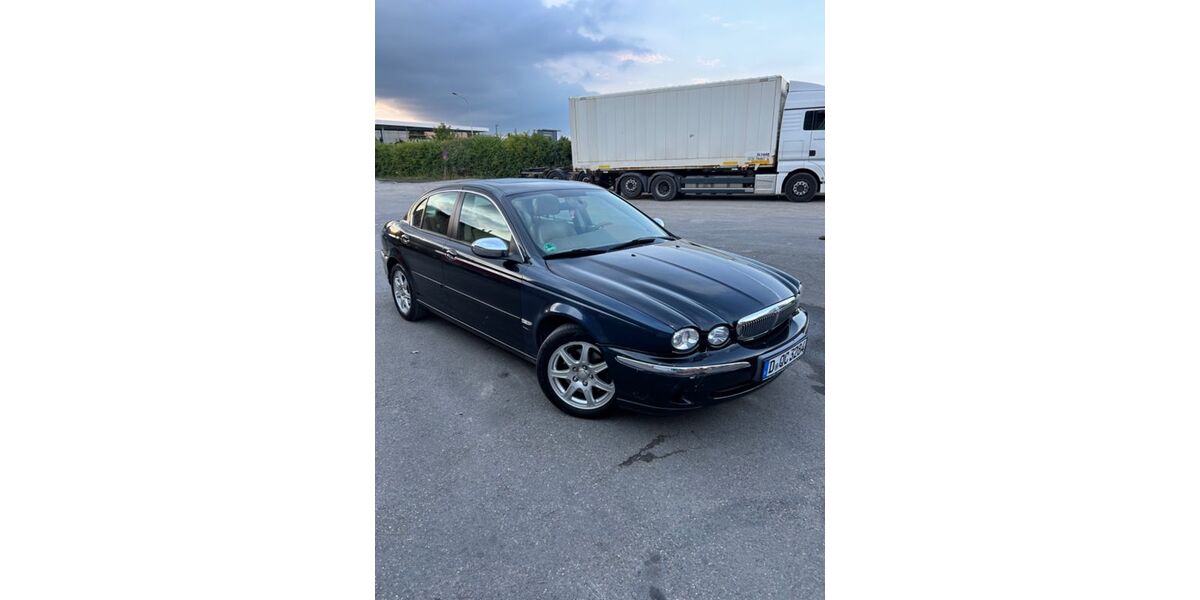 Jaguar X-Type 230.000 km 3.000 &euro; Düsseldorf 40231