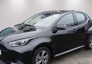 Mazda 2 Hybrid 3.984 km 23.480 &euro; Düsseldorf 40599