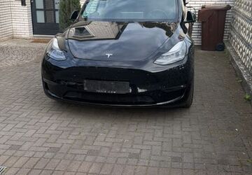Tesla Model Y 68.500 km 38.900 &euro; Krefeld 47804