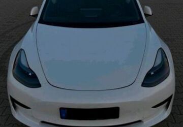 Tesla Model 3 98.500 km 19.500 &euro; Düsseldorf 40470