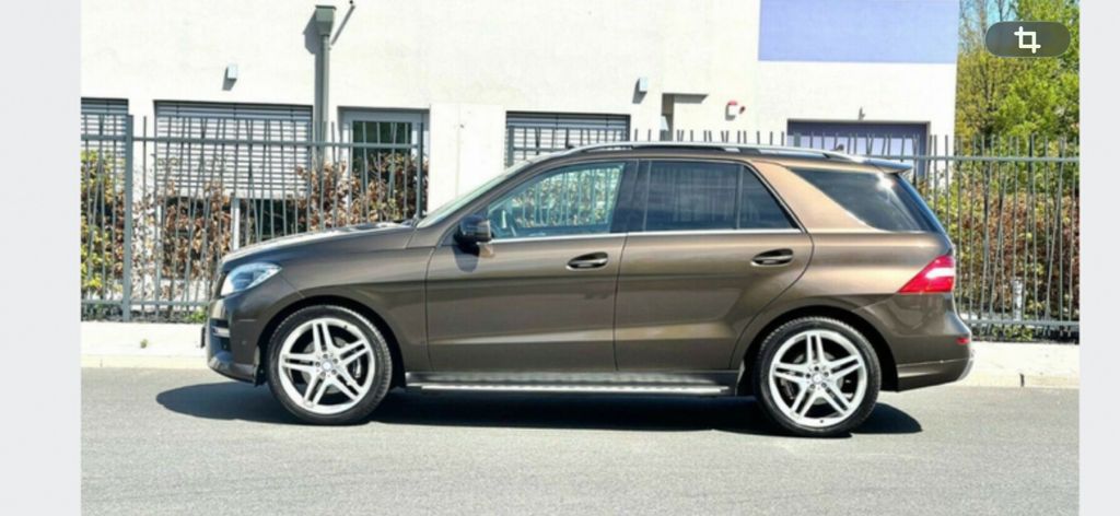 Mercedes-Benz ML 350 260.000 km 15.700 &euro; Neuss 41469