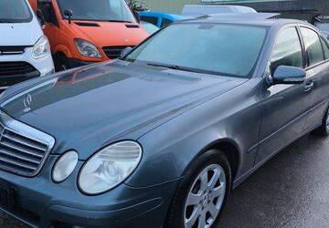 Mercedes-Benz E 200 379.000 km 2.600 &euro; Moers 47441