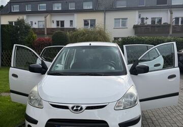 Hyundai i10 111.655 km 1.800 &euro; Oberhausen 46045