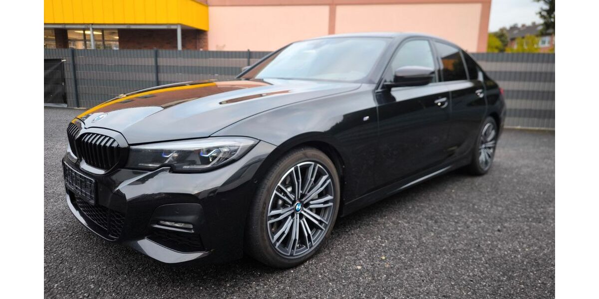 BMW 330 198.850 km 25.490 &euro; Neuss 41462