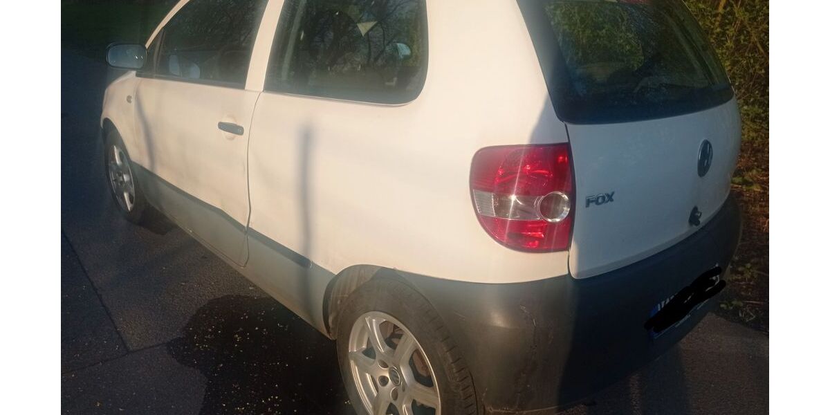 VW Fox 242.900 km 599 &euro; Krefeld 47829