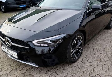 Mercedes-Benz CLA 180 Shooting Brake 5.000 km 29.450 &euro; Krefeld 47799