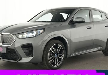 BMW iX2 11.640 km 43.686 &euro; Neuss 41460
