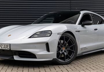 Porsche Taycan 9.000 km 111.900 &euro; Moers 47441
