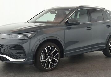 VW Tiguan 15.100 km 47.284 &euro; Düsseldorf 40233