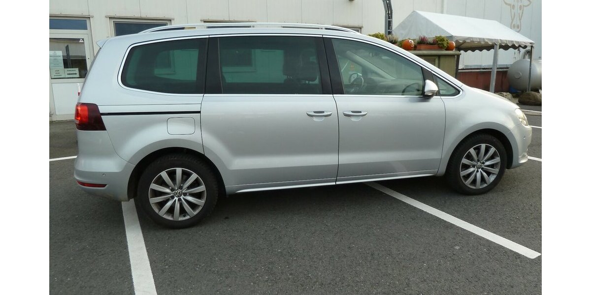 VW Sharan 2.0 TDI DSG Panorama Navi Leder 7 Sitze + 175.000 km 16.900 &euro; Ratingen 40885