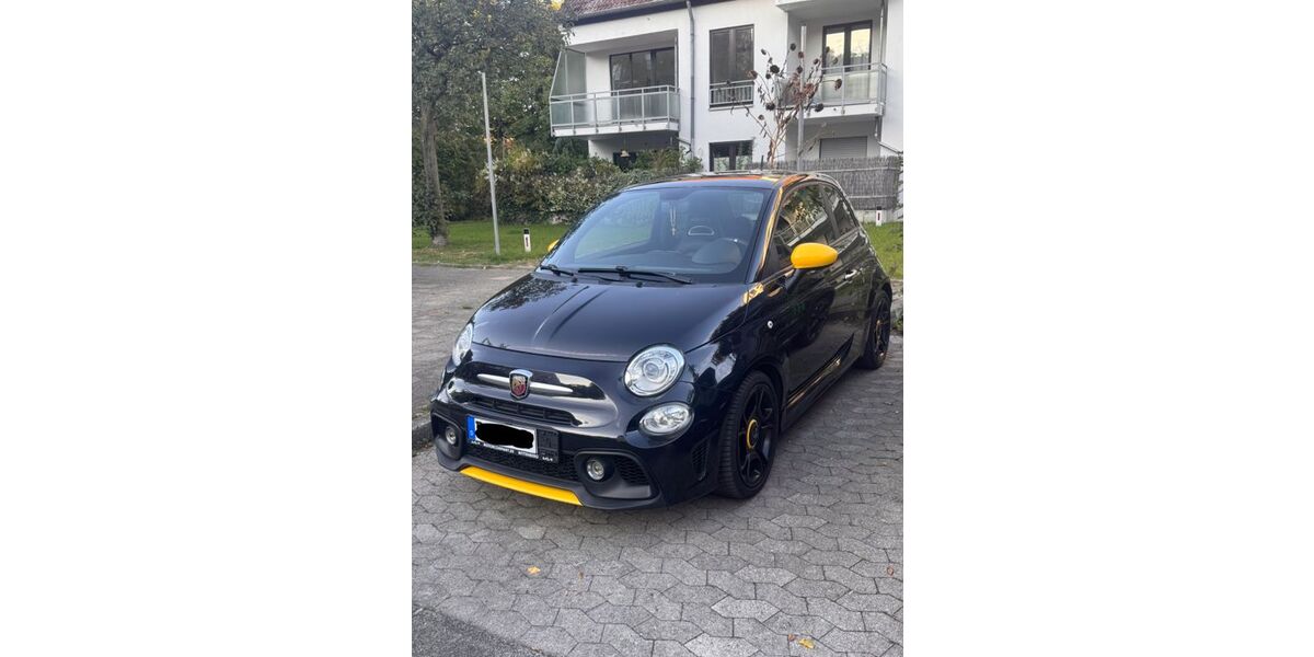 Abarth 595 84.000 km 14.190 &euro; Düsseldorf 40625